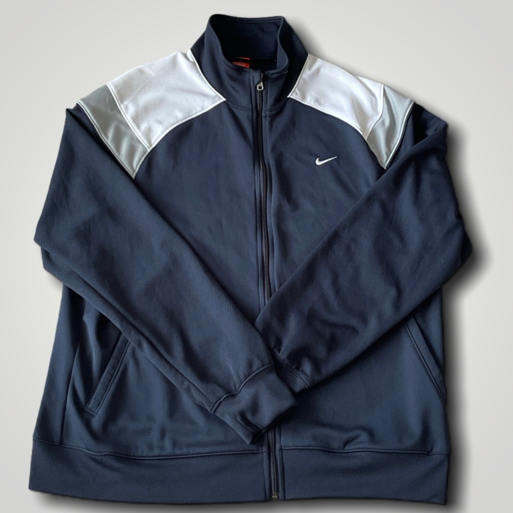 Vintage Nike “The Athletic Department” Label ZipUp - Picture 2 of 7